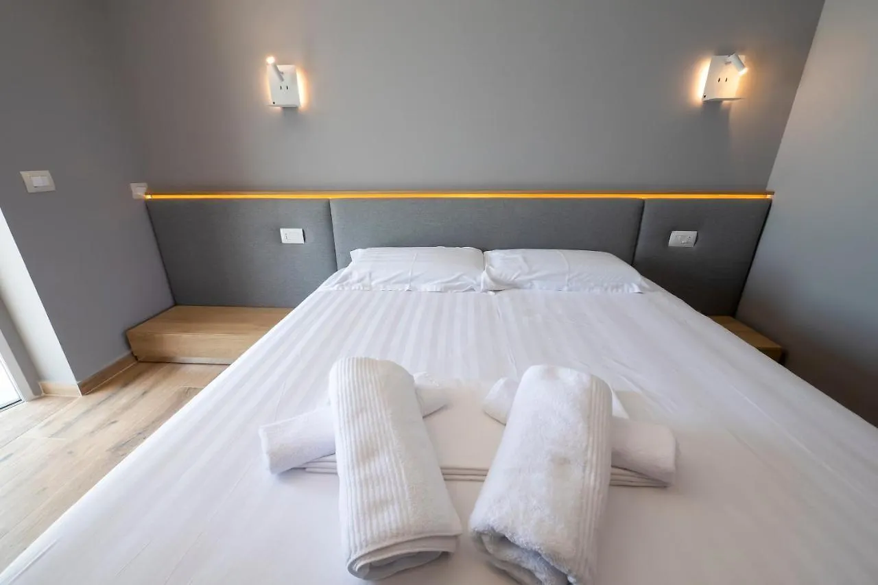 Casa Del Sol - Luxury Villas Himarë Maison d'hôtes