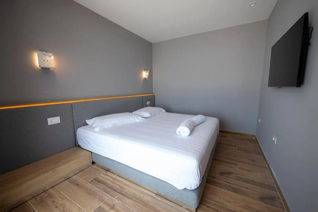Casa Del Sol - Luxury Villas Himare Guest house