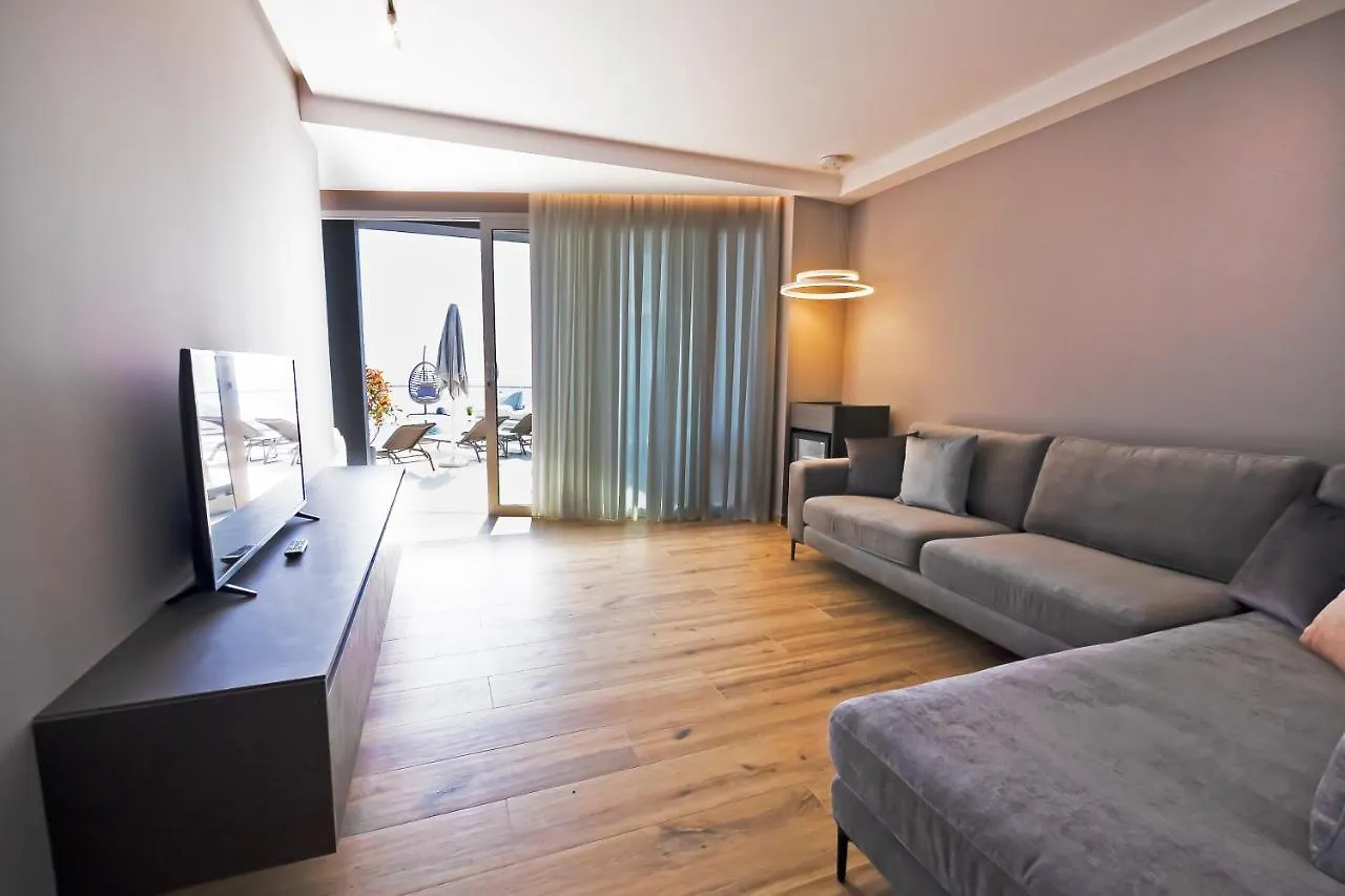 Guest house Casa Del Sol - Luxury Villas Himare