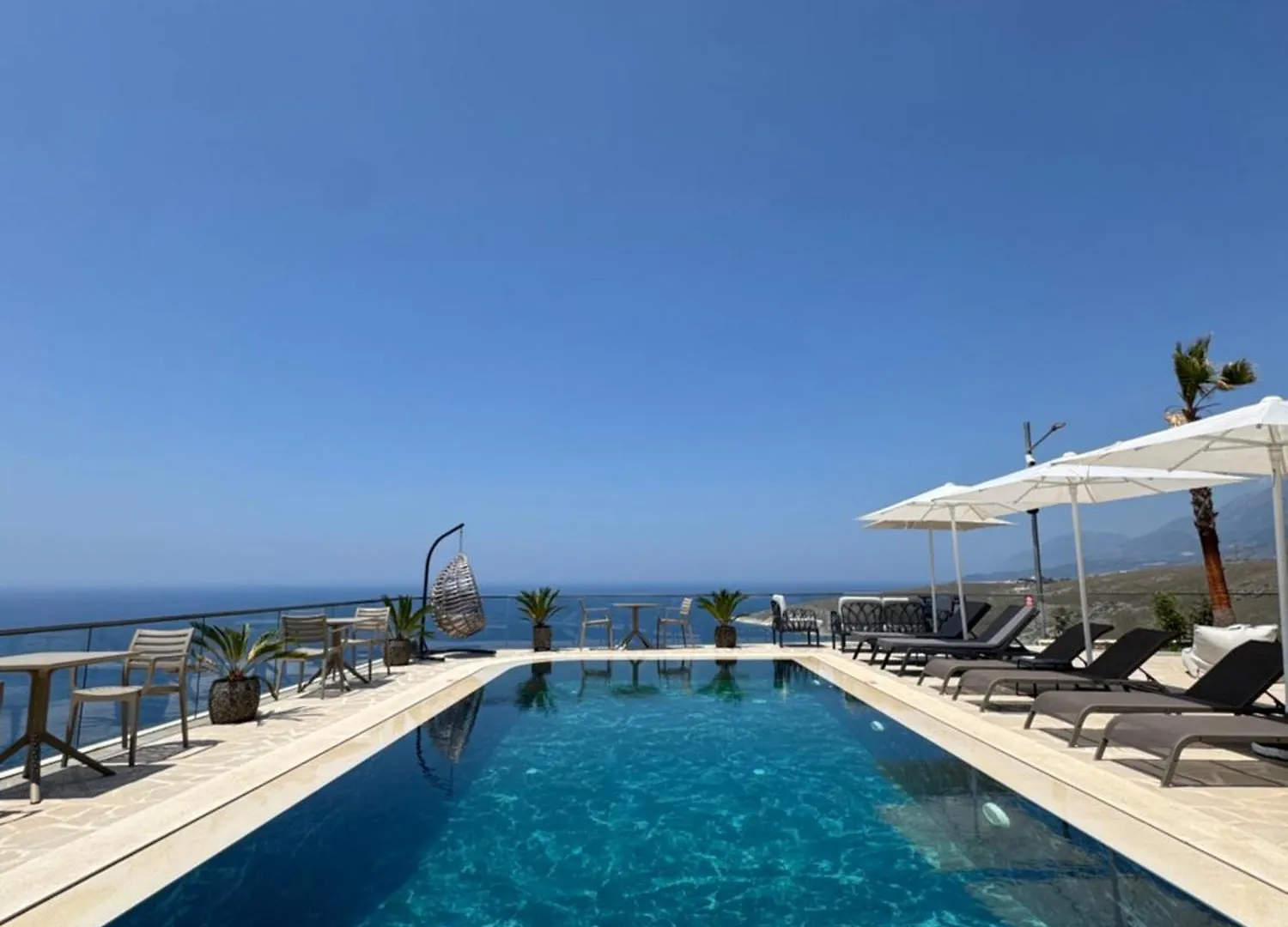 Guest house Casa Del Sol - Luxury Villas Himare